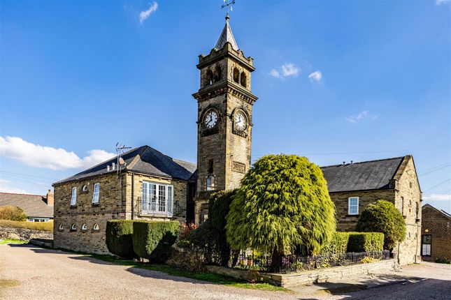 Village Street, Halifax HX3 2 bed apartment for sale