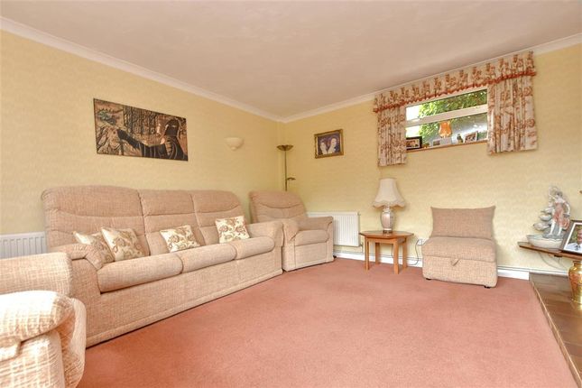 3 bed detached house