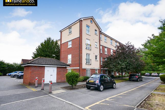 Merrifield Court, Welwyn Garden City 2 bed apartment for sale