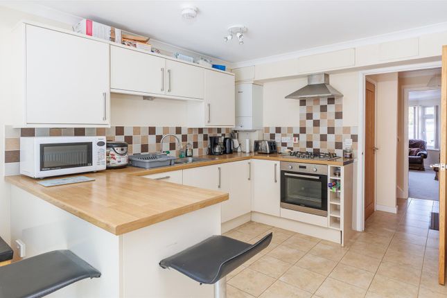 2 bedroom semi-detached house for sale