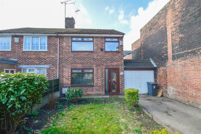 Main Road, Renishaw, Sheffield, S21 3 bed semi