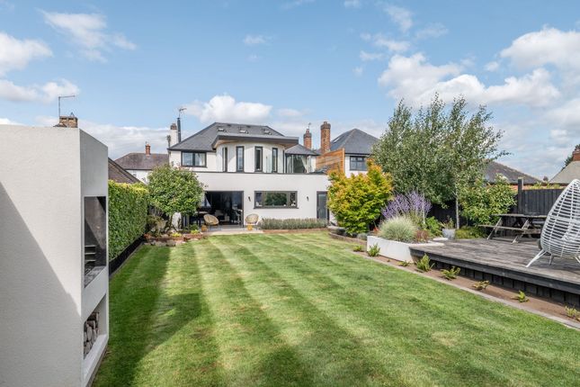 Holmfield Avenue East, Leicester, LE3 5 bed detached house for sale