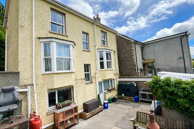 4 bed farm