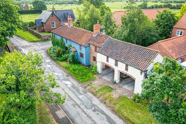 Ducie Lane, Retford DN22 4 bed cottage for sale