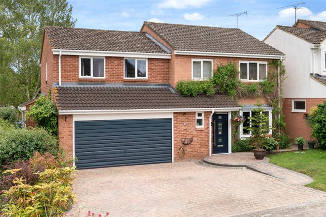 Phoenix Close, Berkshire RG41 5 bed detached house for sale