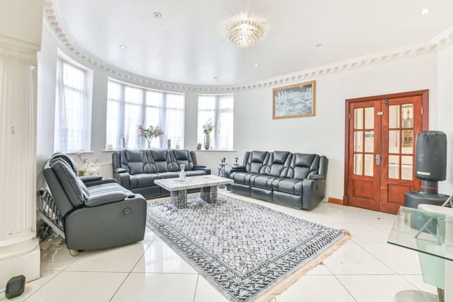 Rowdon Avenue, Willesden Green... 6 bed house for sale