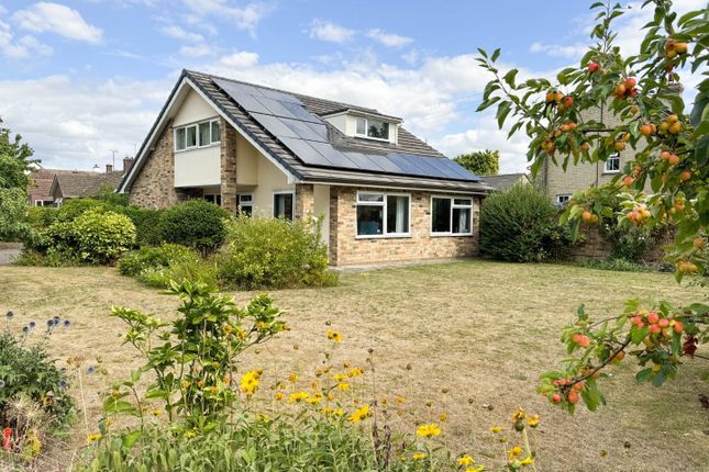 Mortimers Lane, Foxton, Cambridge 4 bed chalet for sale