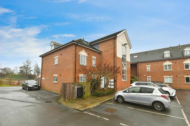 2 bed flat