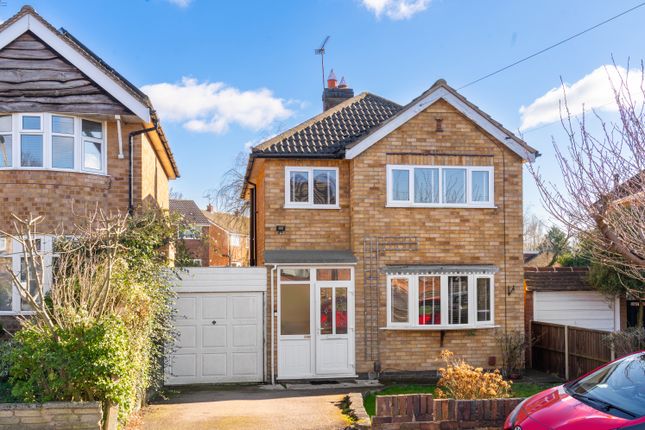3 bed detached house