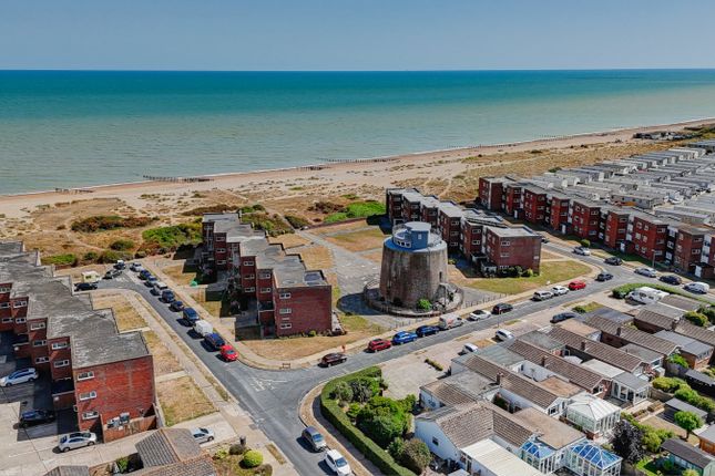 2 bedroom ground floor flat for sale