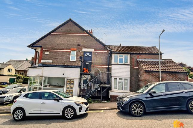 Berkhampstead Road, Chesham, HP5 1 bed flat for sale