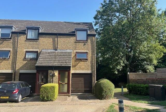Bazes Shaw, New Ash Green DA3 2 bed maisonette for sale