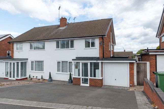 Southcrest Road, Redditch... 3 bed semi