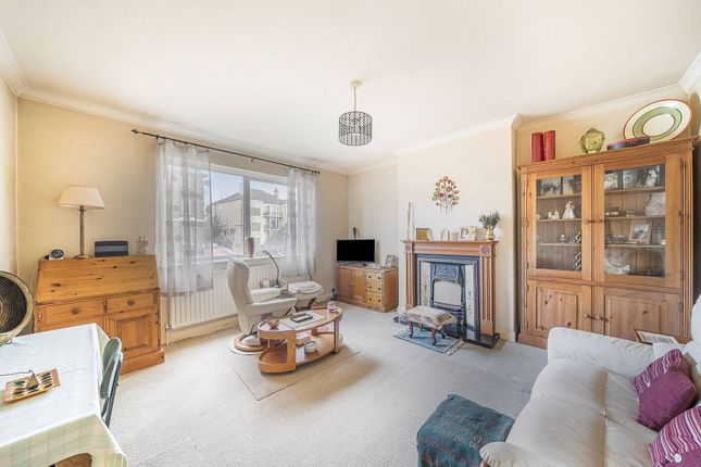 Coombe Road, Croydon, CR0 2 bed flat for sale