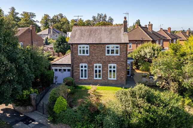 Hartford Road, Darlington DL3 3 bed detached house for sale