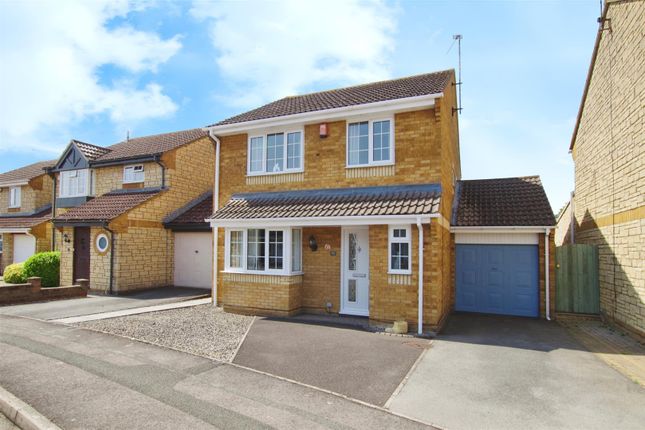 Godwin Road, Stratton SN3 4 bed detached house for sale