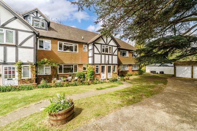 Axwood, Epsom 2 bed maisonette for sale
