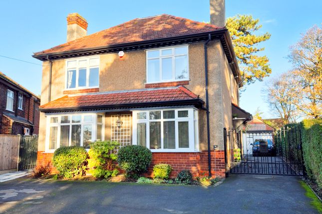 5 bed detached house
