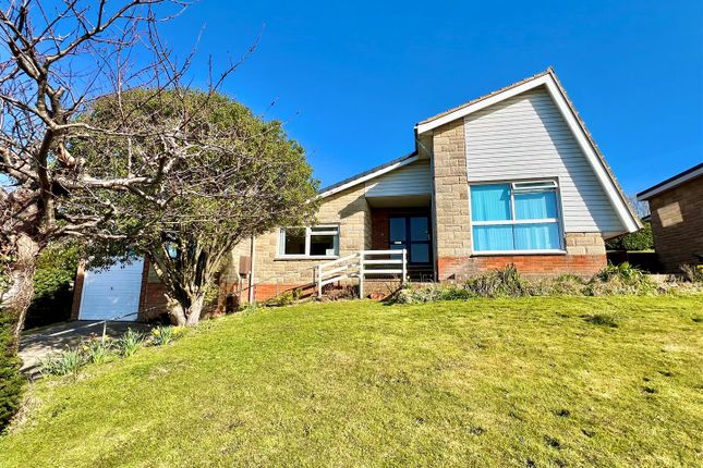 Totland Bay, Isle of Wight 4 bed detached house for sale