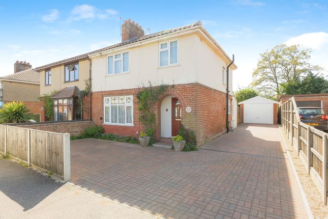 3 bedroom semi-detached house for sale