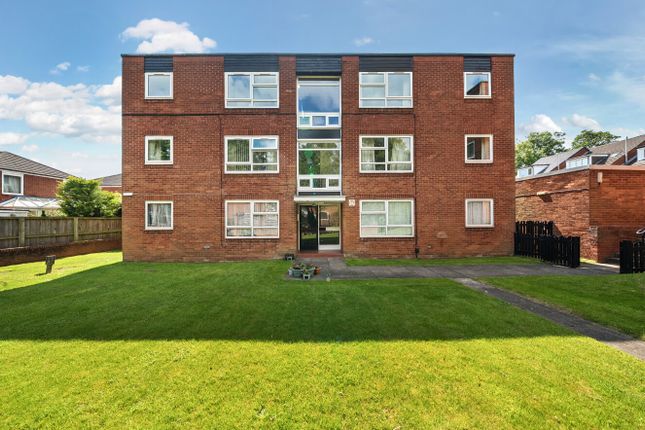 Montagu Court, Leeds, West Yorkshire... 2 bed flat for sale