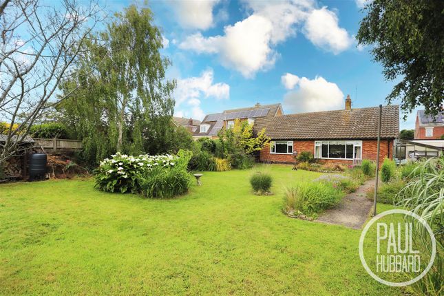 Whites Lane, Kessingland, NR33 3 bed detached bungalow for sale