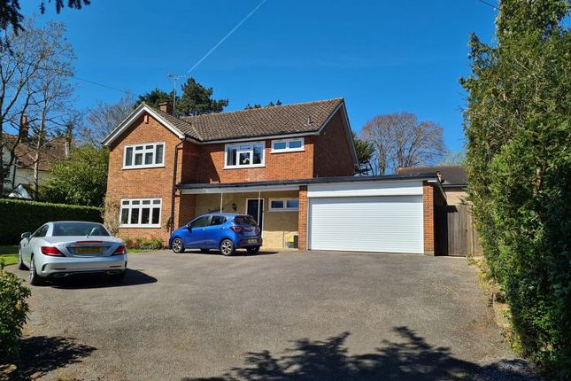 Burnhams Road, Little Bookham KT23 3 bed detached house for sale