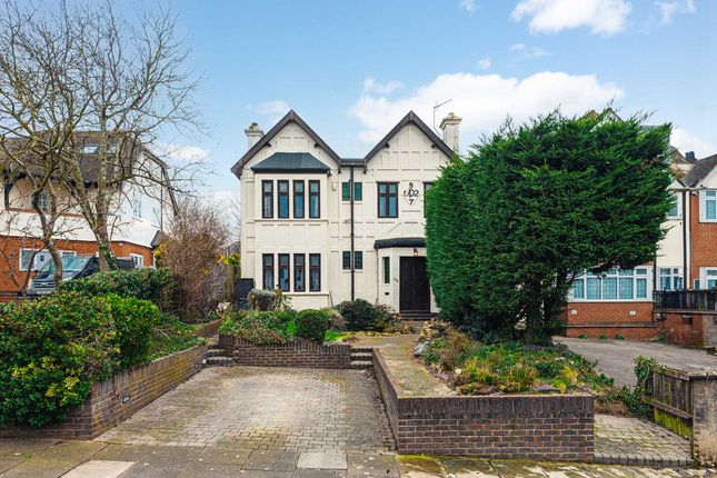 Crowstone Road, Westcliff