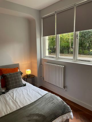 HYDE PARK Square, LONDON, W2 2 bed apartment for sale