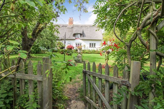 3 bedroom cottage for sale