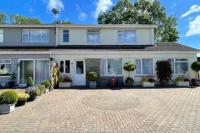 4 bedroom end of terrace house for sale