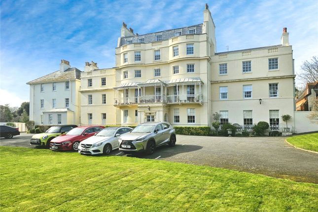 North Foreland Road, Kent CT10 2 bed flat for sale