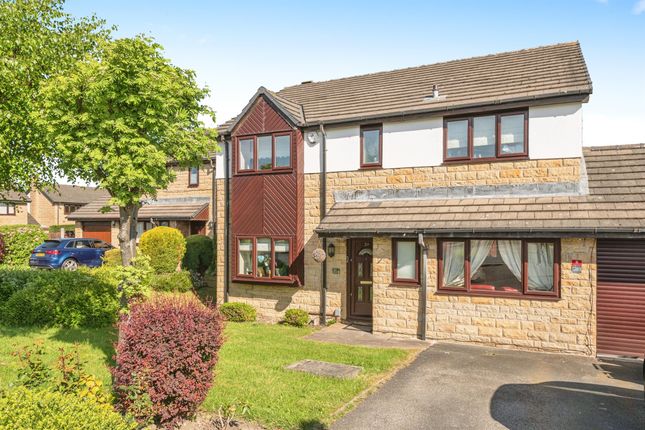 4 bed detached house