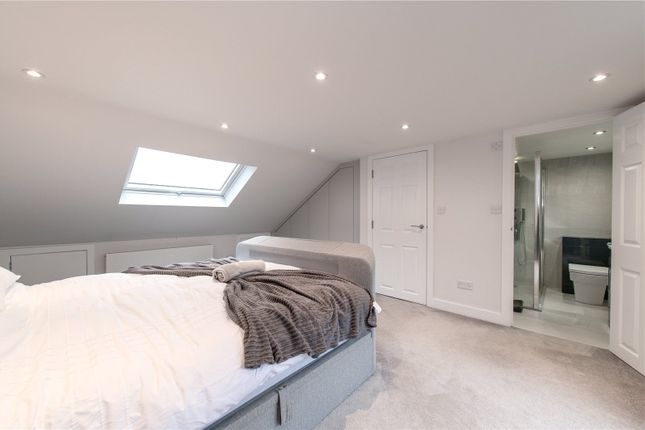 Strand Close, Meopham, Kent, DA13 4 bed semi