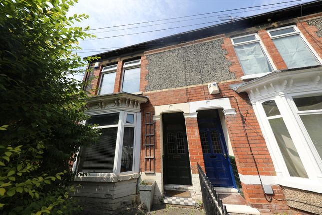 Alandale, Goddard Avenue, Hull 2 bed end of terrace house for sale