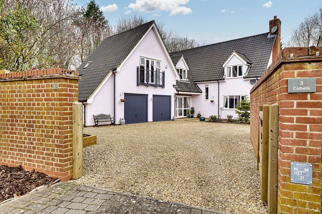 Kings Mead, Newmarket CB8 5 bed detached house for sale