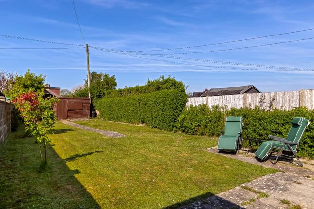 2 bedroom semi-detached bungalow for sale