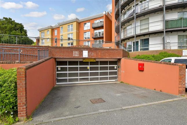 2 bed flat