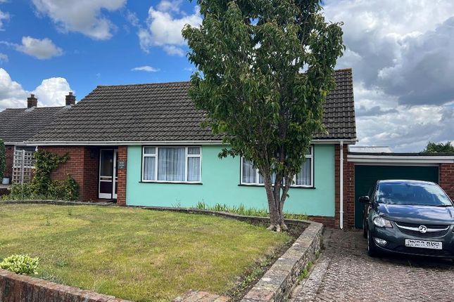 Coombe Road, Steyning, West Sussex... 2 bed detached house for sale