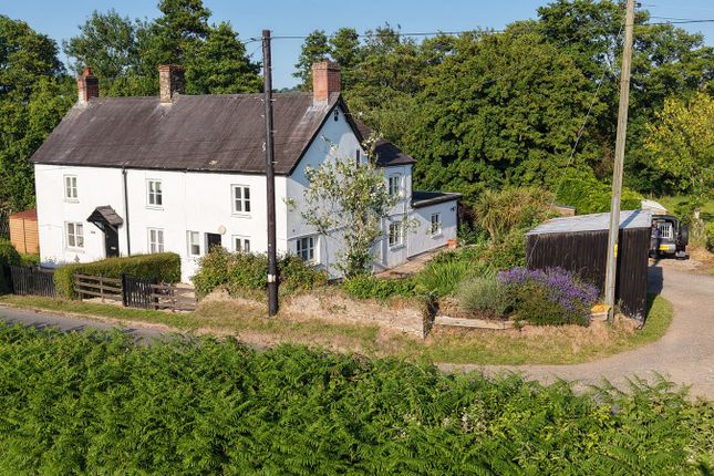 3 bed semi-detached house
