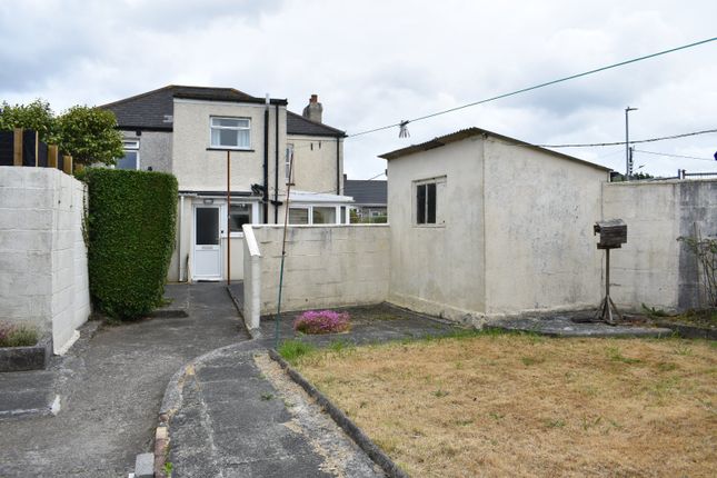 Lower Broad Lane, Redruth, Cornwall... 3 bed semi
