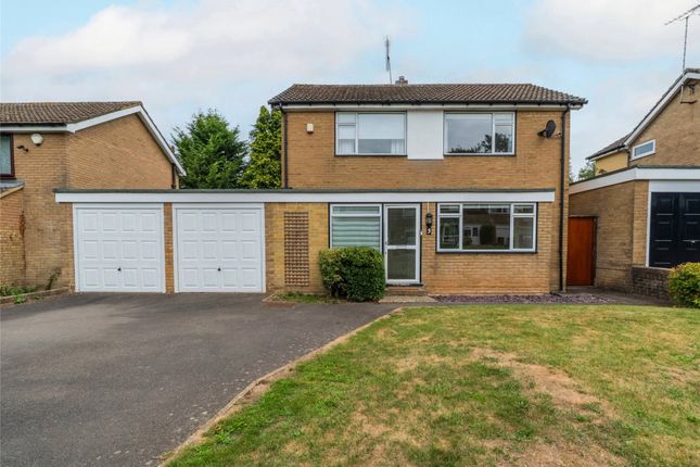 Sherborne Walk, Leatherhead, Surrey... 3 bed detached house for sale