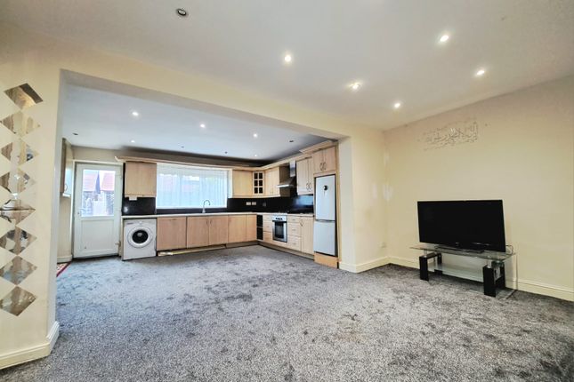 3 bed terraced house