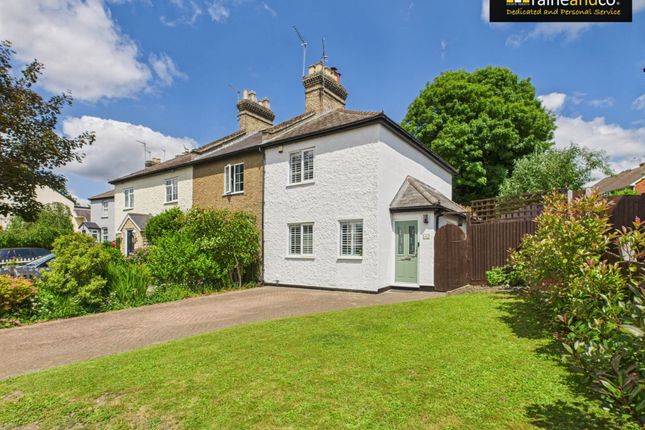Quakers Lane, Potters Bar 2 bed end of terrace house for sale