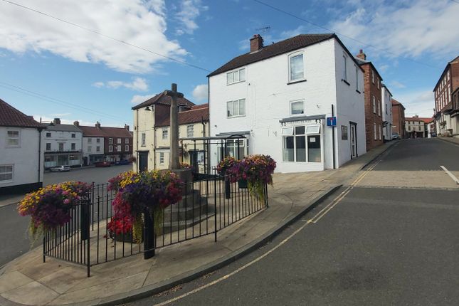 3 bedroom town house for sale