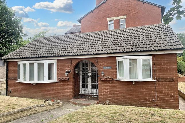 Conway Road, Wakefield WF2 2 bed detached bungalow for sale