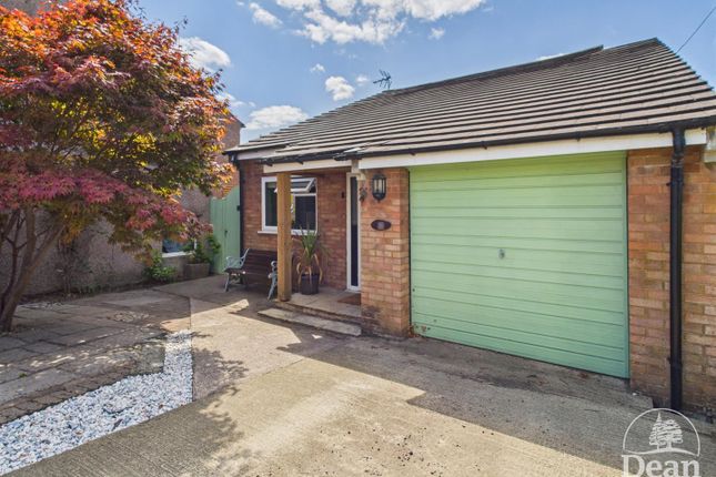 2 bedroom detached house for sale