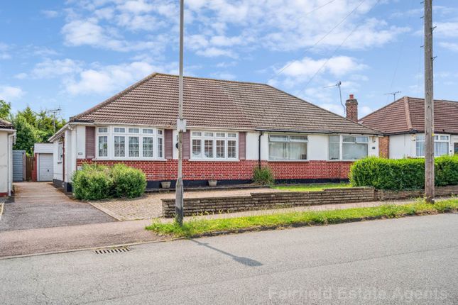 Greenfield Avenue, Carpenders Park 2 bed semi