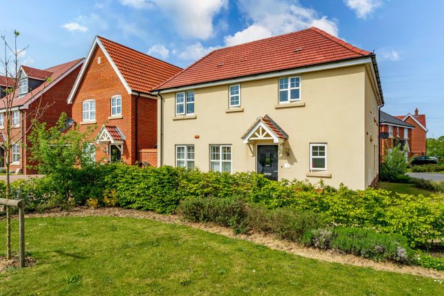 Bennett Crescent, Hethersett 3 bed detached house for sale
