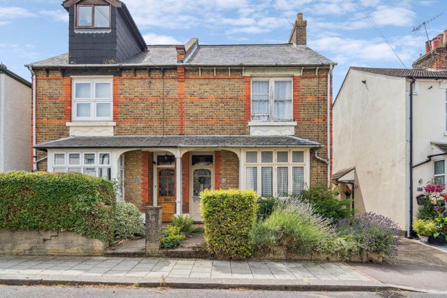 Upper Paddock Road, Oxhey Village 3 bed semi